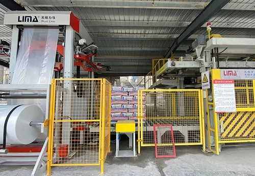 Máquina envolvedora de brazo giratorio usando en línea de envasadora automática