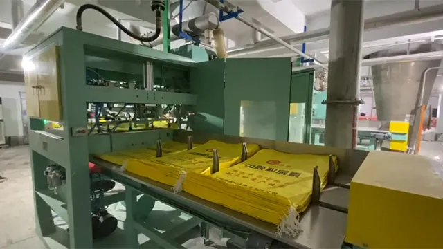 Máquina envasadora automática de urea en Haoyuan, Anhui, China (1000 bolsas/hora)
